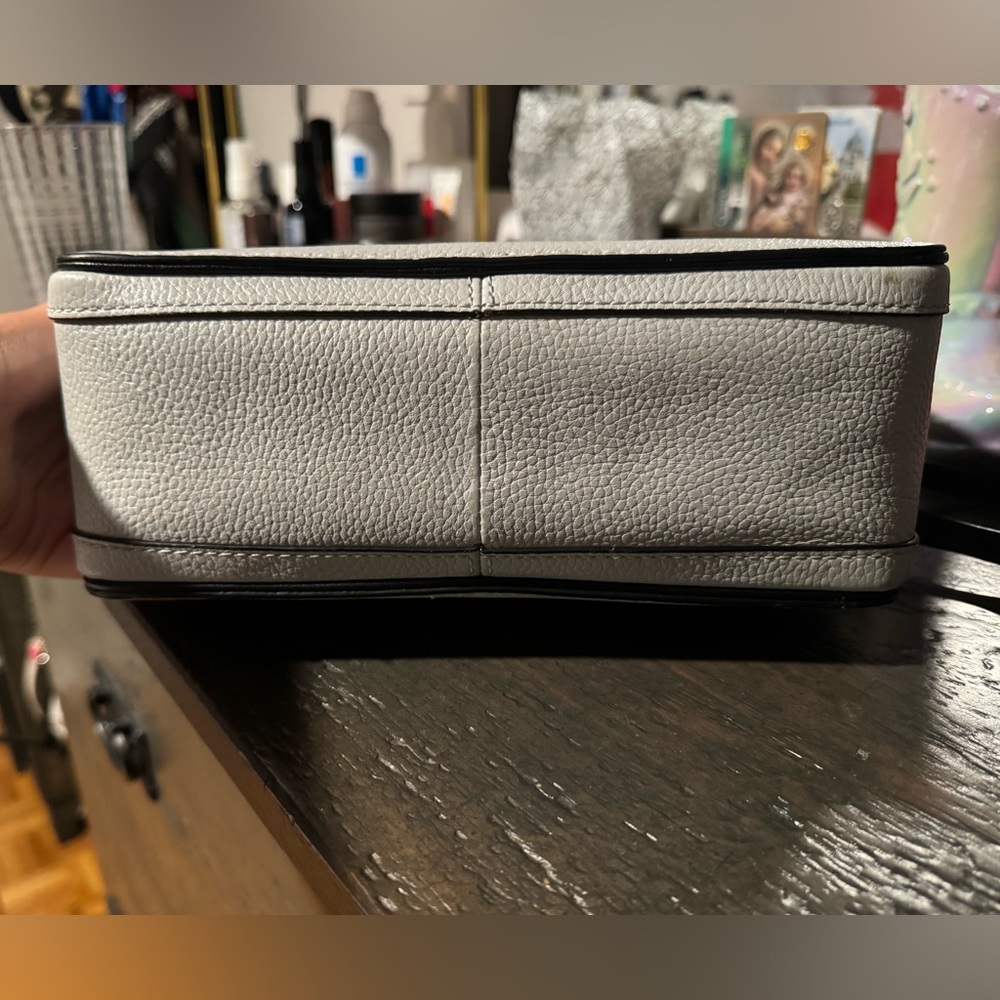 Marc Jacobs - Lunch Box Purse - Picture 3 of 7